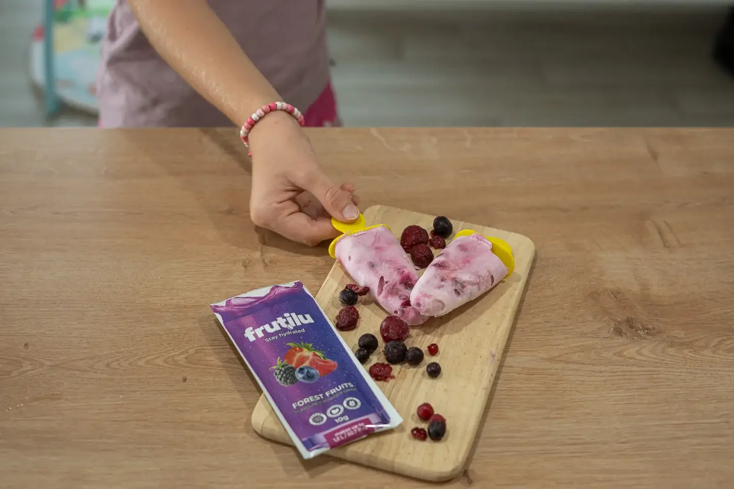 Frutilu recipe: Frutilu popsicles with yogurt and fruit